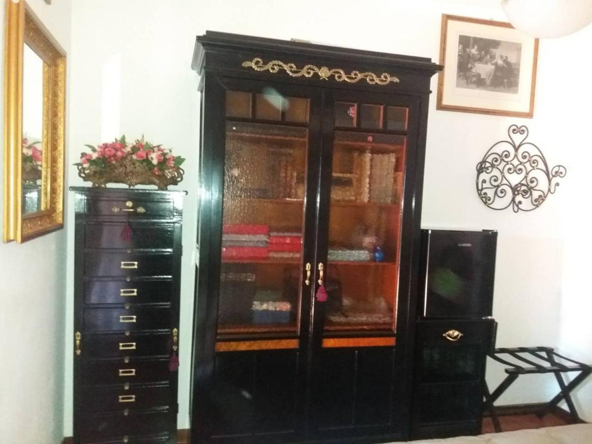 Casa Intignano - Camera Con Bagno E Portico Vista Lago トレメッツォ エクステリア 写真