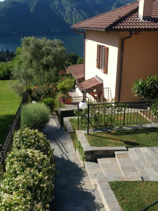 Casa Intignano - Camera Con Bagno E Portico Vista Lago トレメッツォ エクステリア 写真